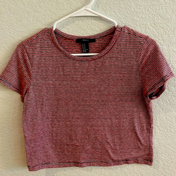 Forever 21 juniors size medium, red, short, sleeved shirt - Picture 1 of 4